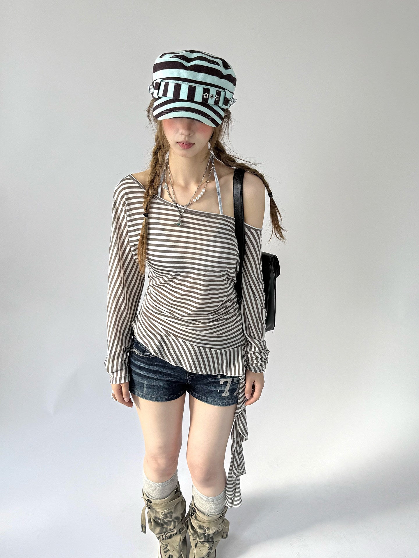 Vintage 77 Star Low-Rise Denim Shorts