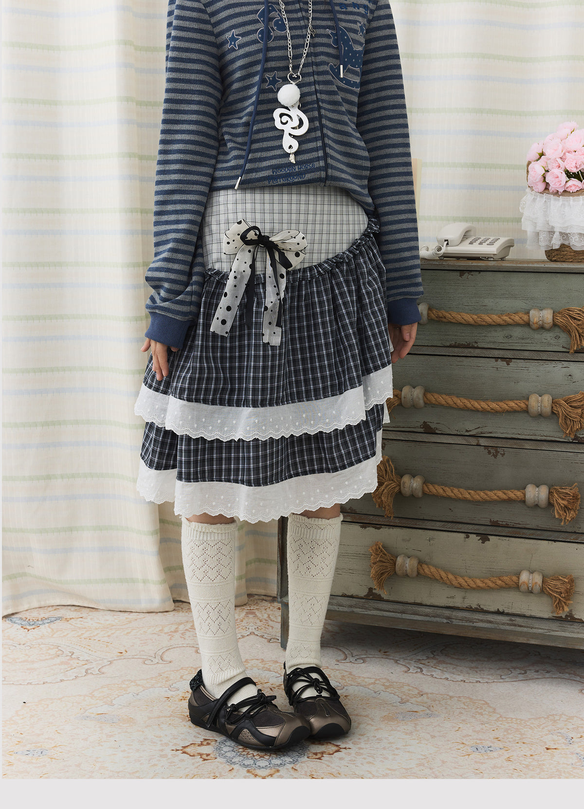 Asymmetric Plaid Lace Tiered Midi Skirt