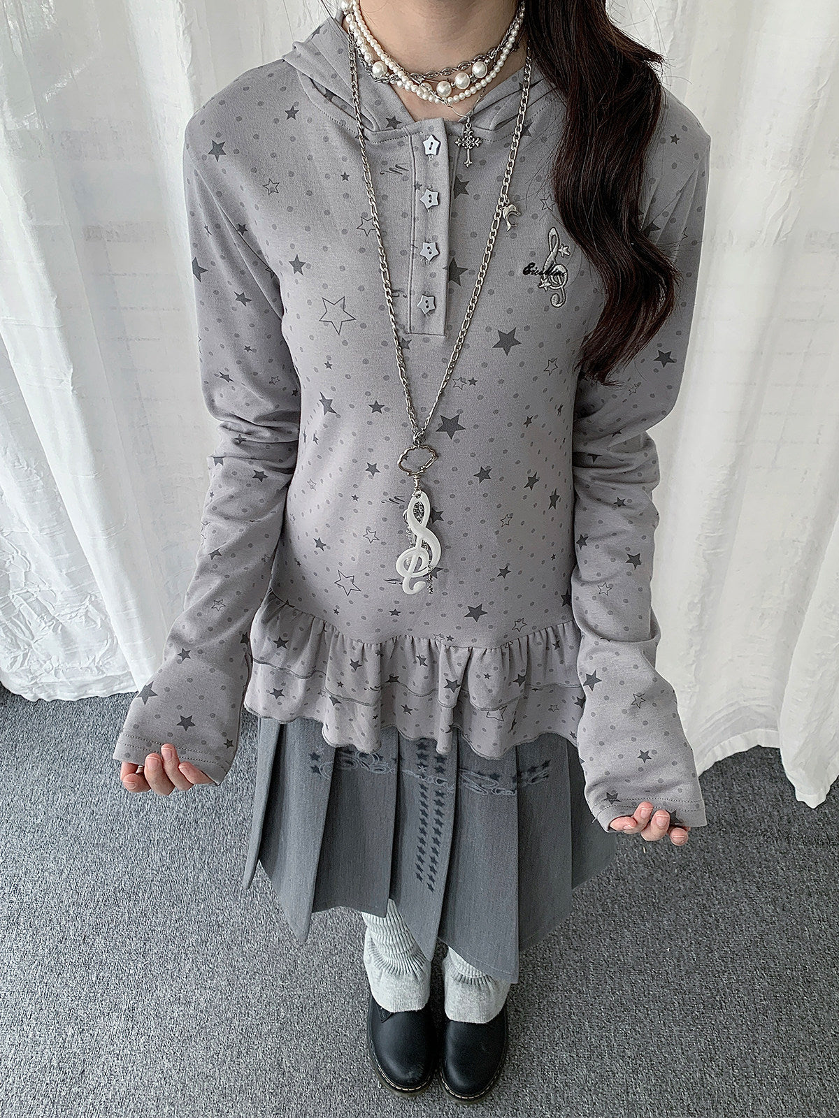 Star Print Ruffle-Hem Hooded Long Sleeve Top