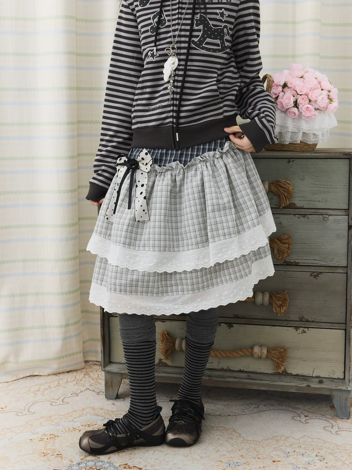 Asymmetric Plaid Lace Tiered Midi Skirt