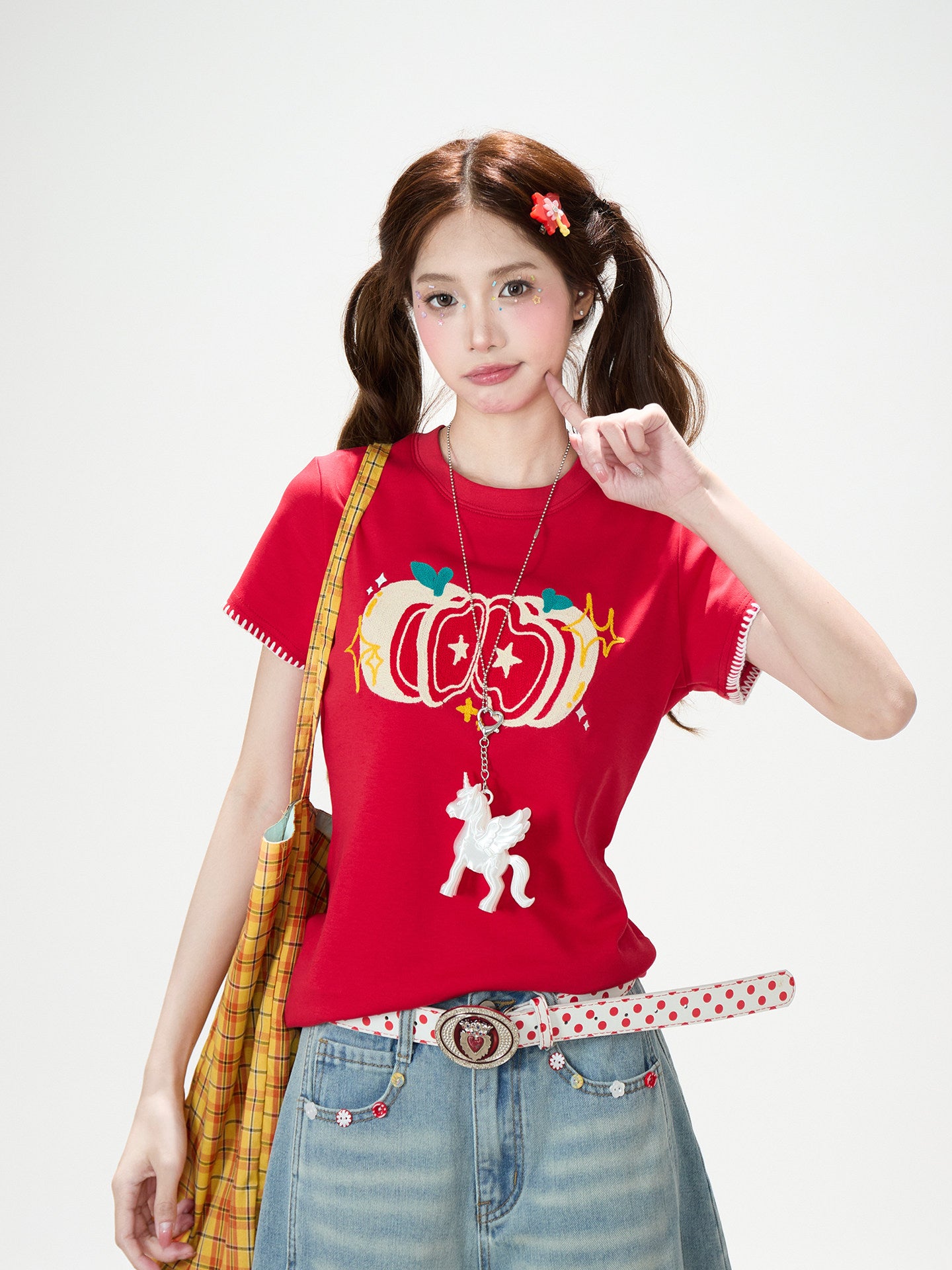 Apple Star Graphic Baby Tee & Denim Bermuda Pants
