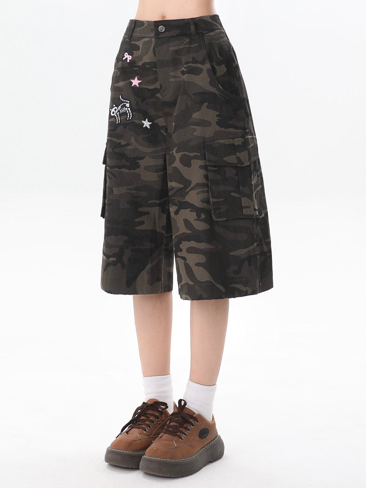 Pink Detail Camo Cargo Shorts
