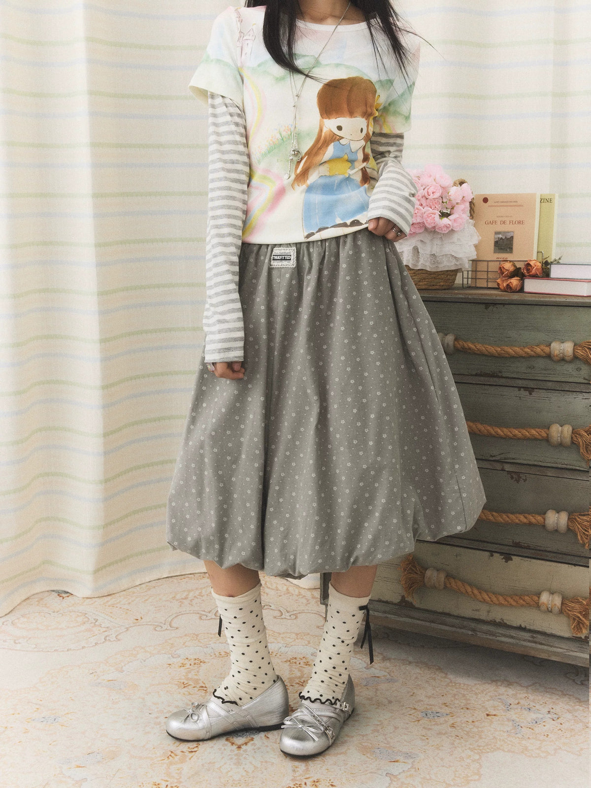 Tiny Floral Balloon Capri Pants