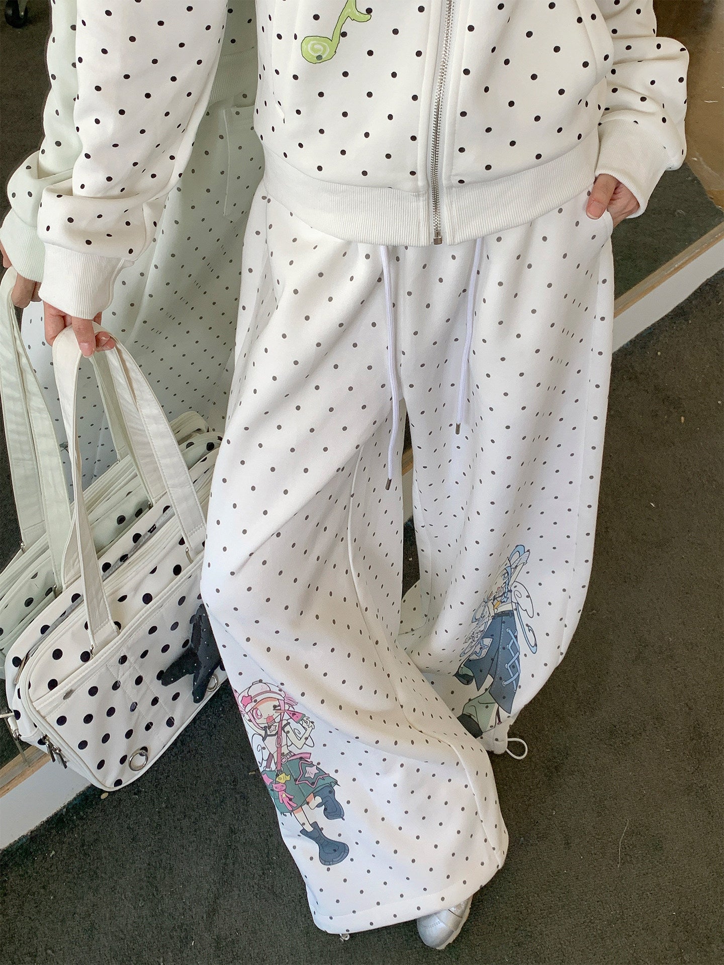 Polka Dot Girl Graphic Wide-Leg Sweatpants