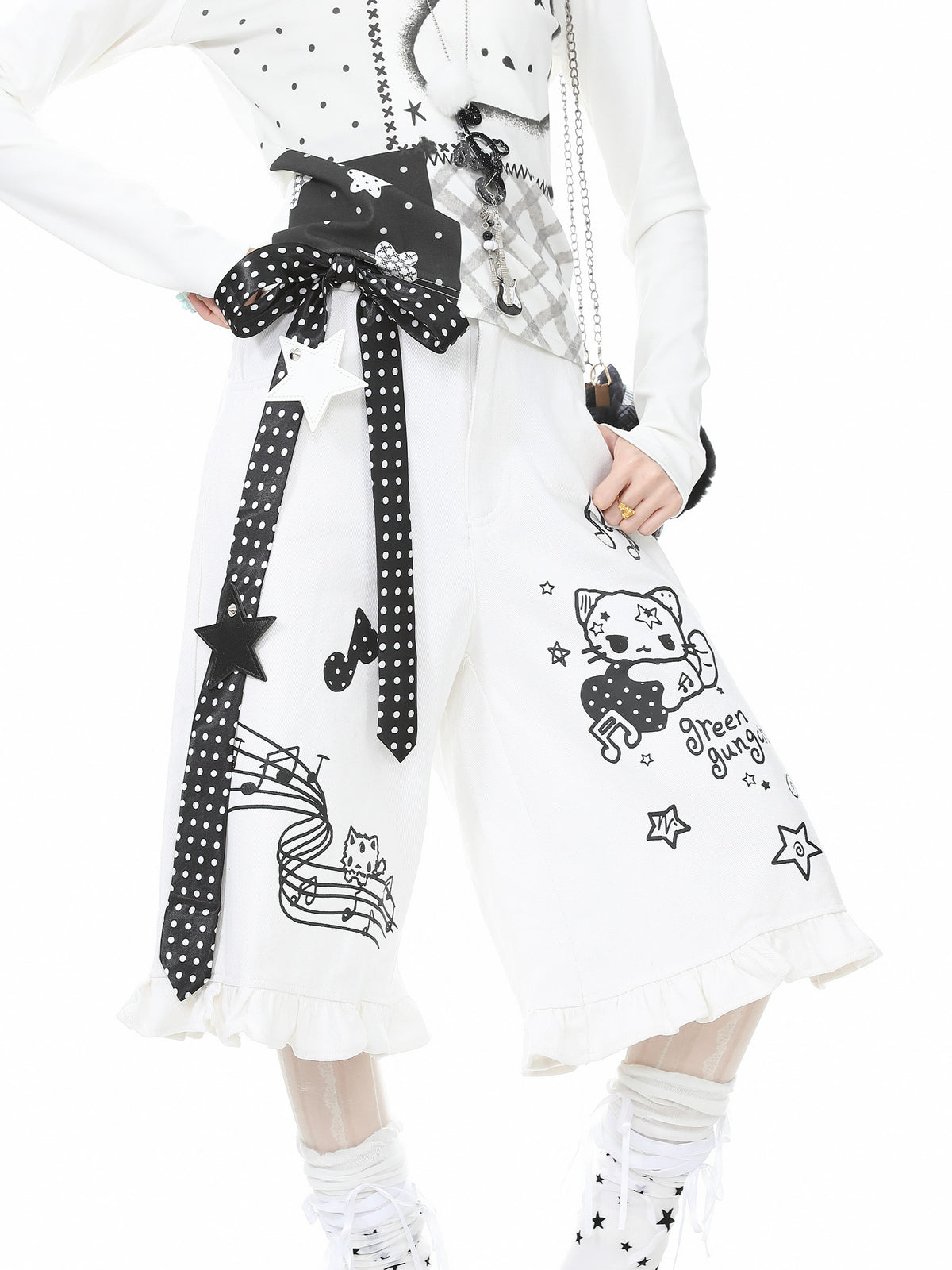 Music Cat Ruffle Capri Jeans with Star Belt