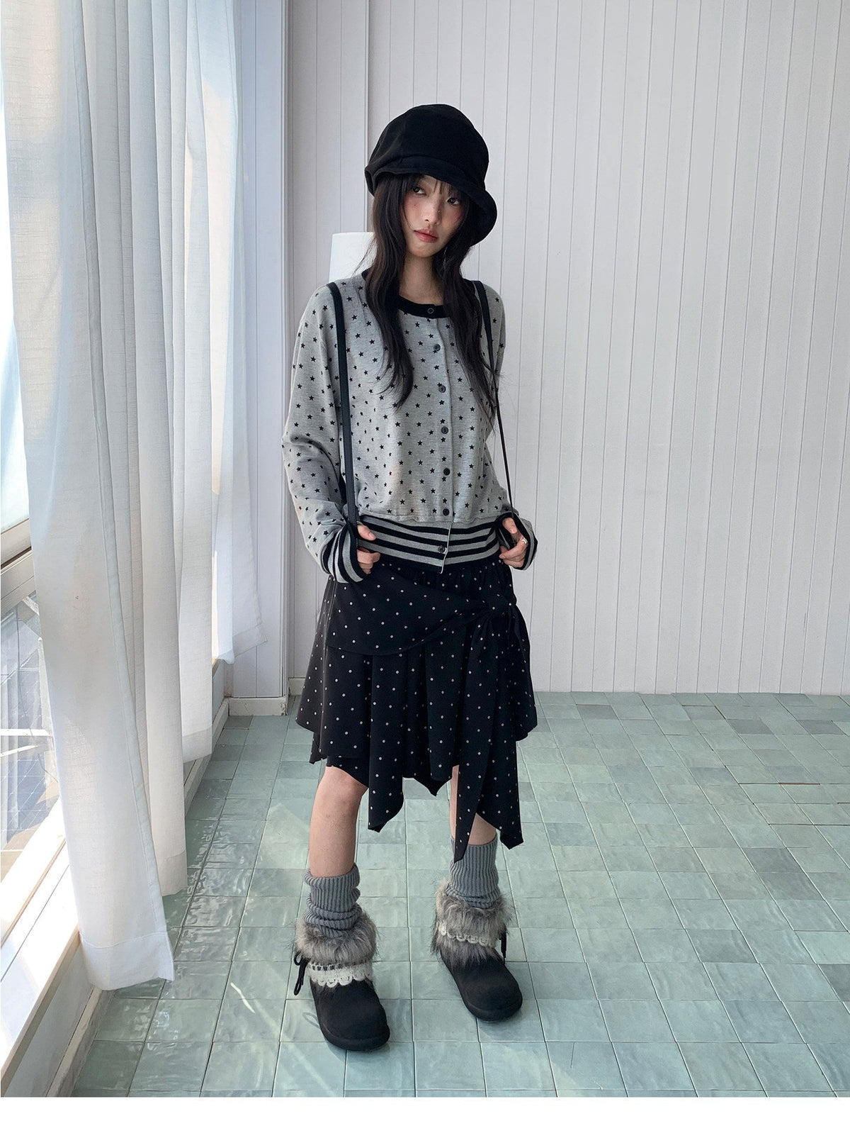 Star Print Contrast-Trim Knit Cardigan