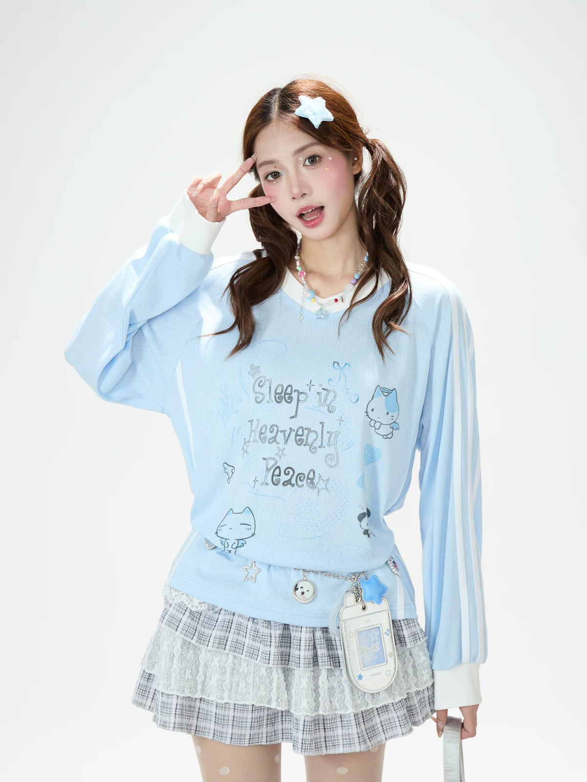 Dreamy Hand-Drawn V-Neck Long Sleeve Top
