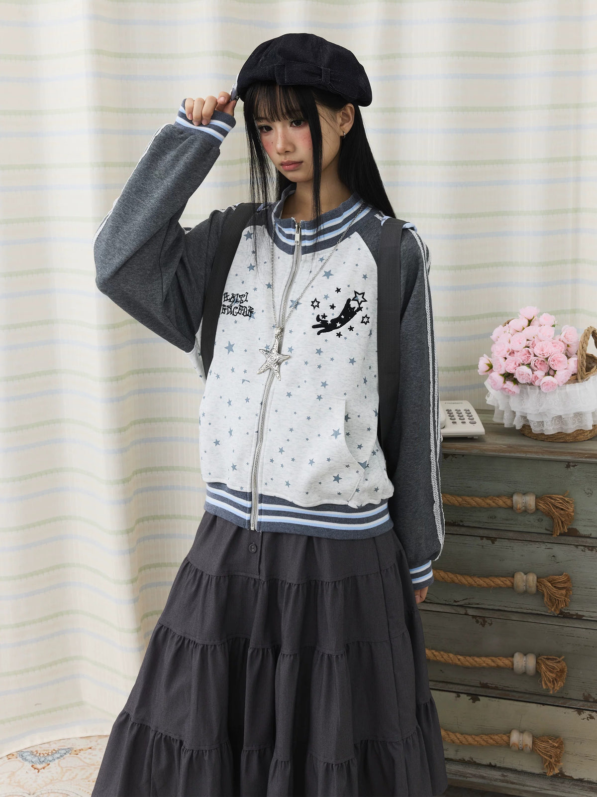 Star Contrast Zip-Up Hoodie