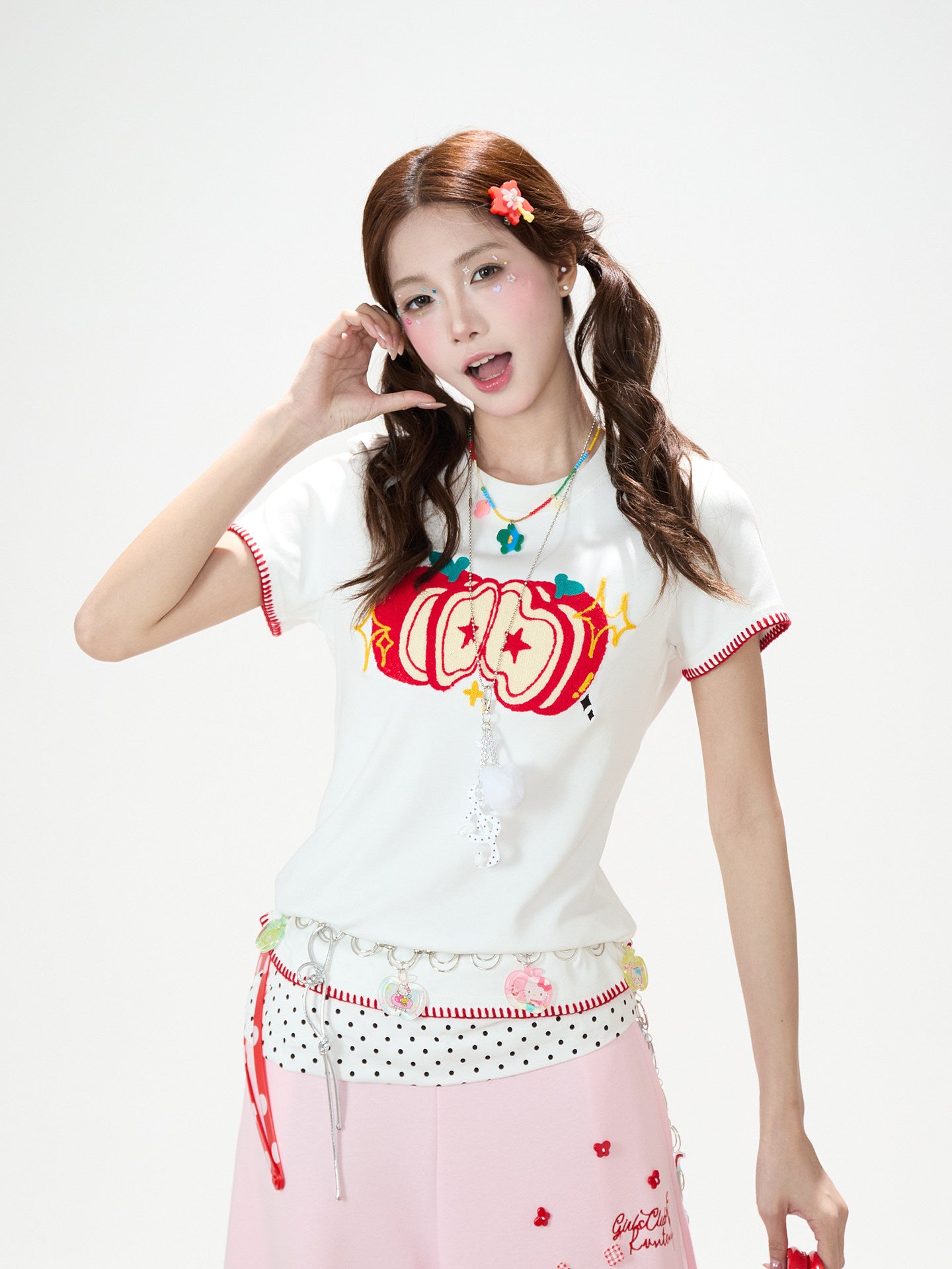 Apple Star Graphic Baby Tee & Denim Bermuda Pants