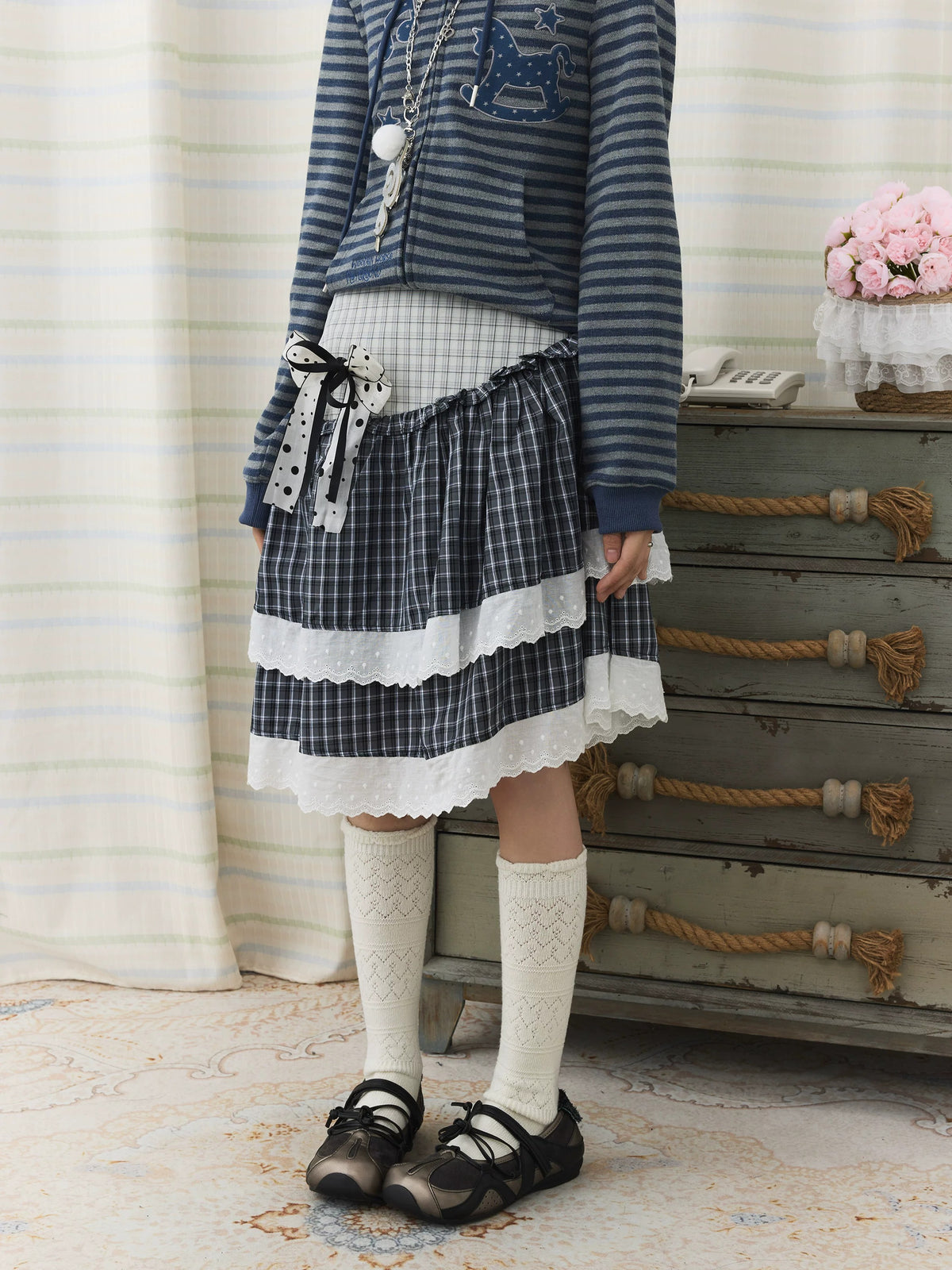 Asymmetric Plaid Lace Tiered Midi Skirt