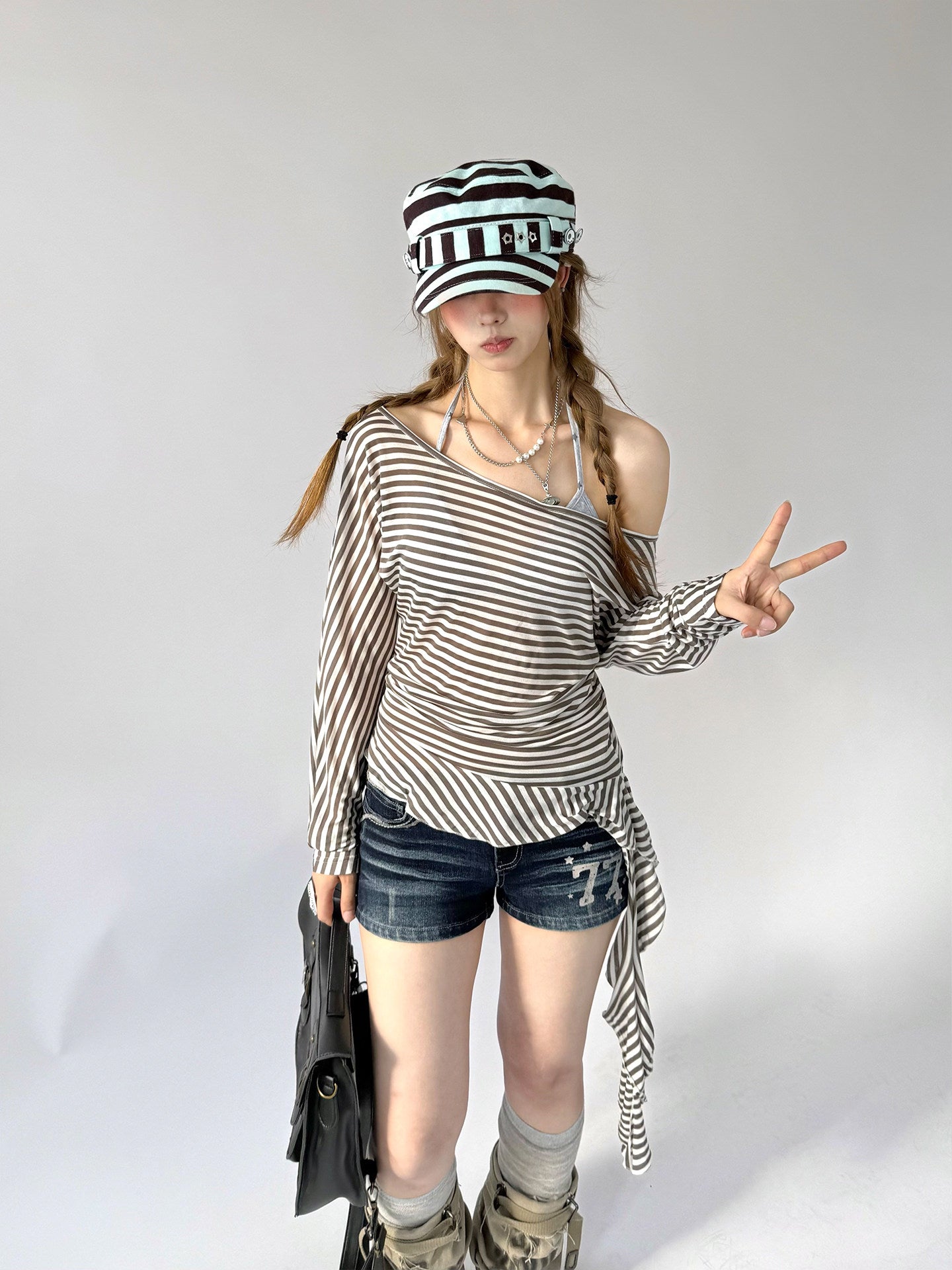 Vintage 77 Star Low-Rise Denim Shorts
