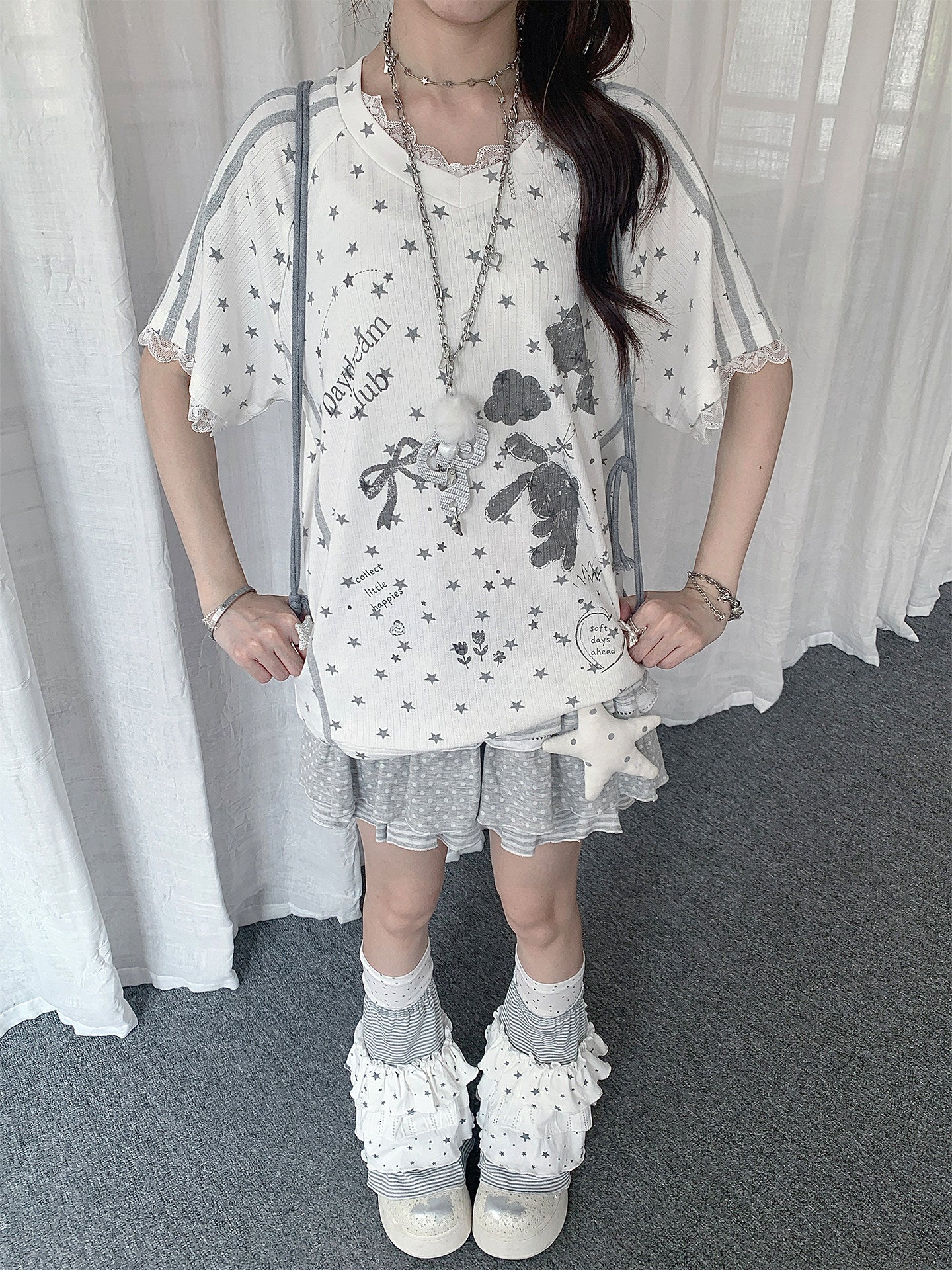 Star Dream Lace-Trim Oversized Tee