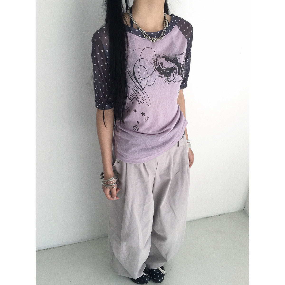 Low-Saturation Purple Polka Dot Raglan Graphic Tee