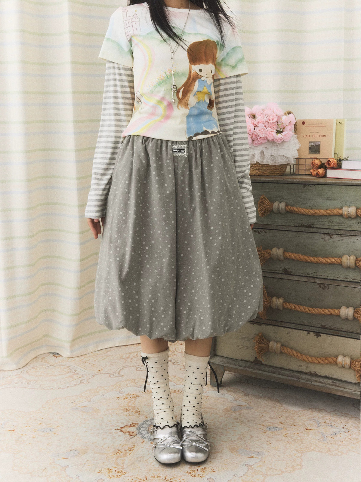 Tiny Floral Balloon Capri Pants
