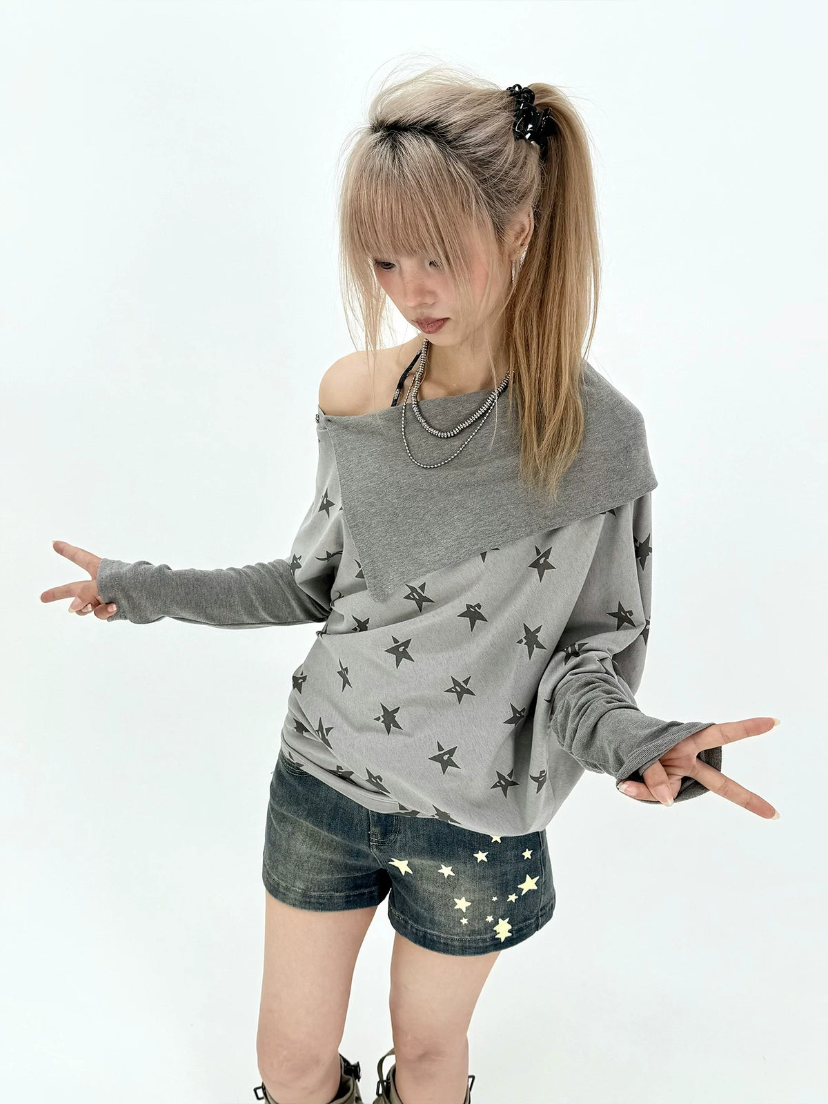 Star Print Washed Low-Rise Denim Shorts