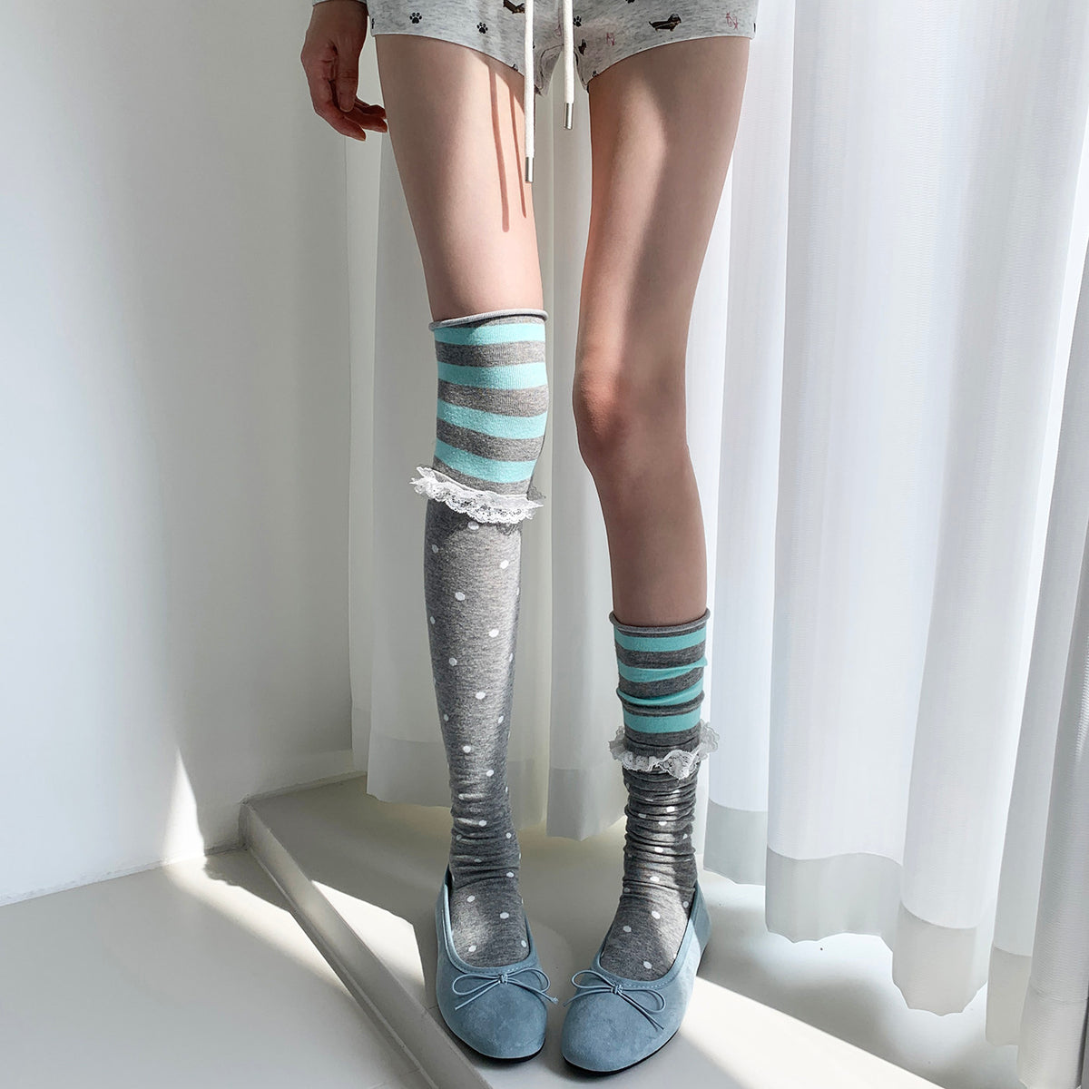 Lace Trim Patchwork Over-the-Knee Socks