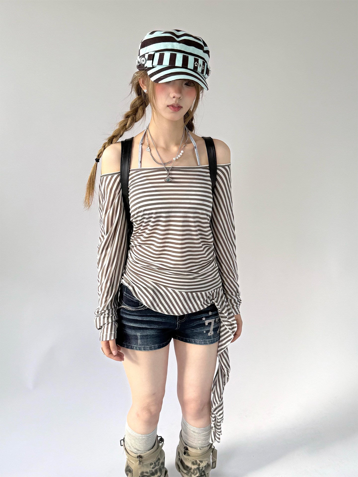 Vintage 77 Star Low-Rise Denim Shorts