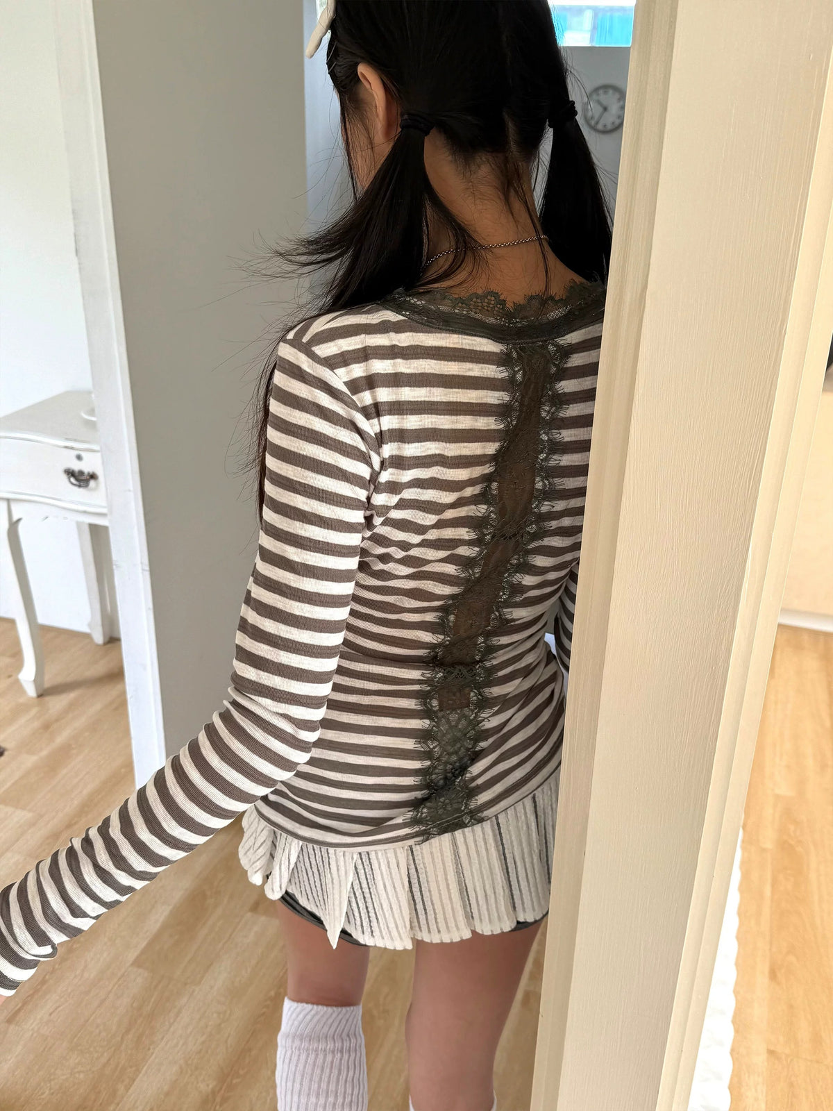 Gray Stripe Lace V-Neck Graphic Long Sleeve Tee