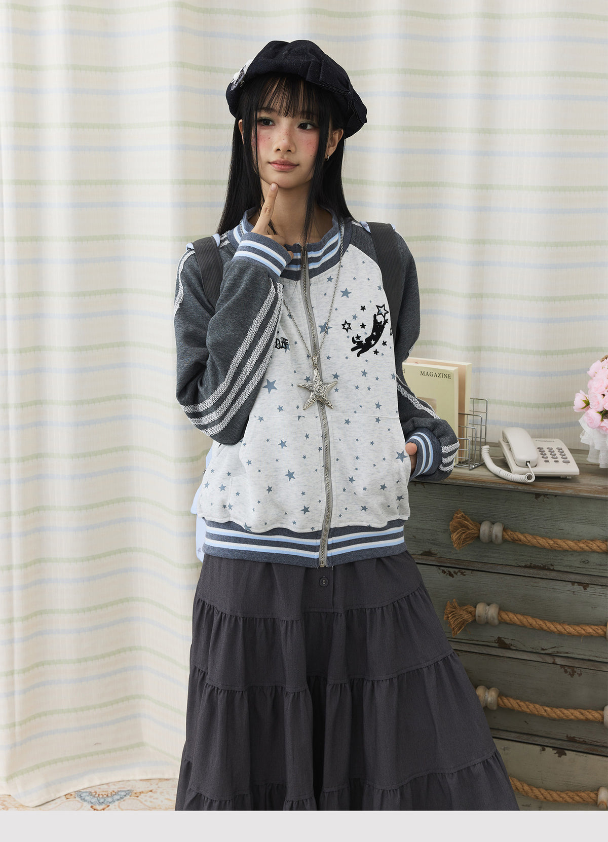 Star Contrast Zip-Up Hoodie