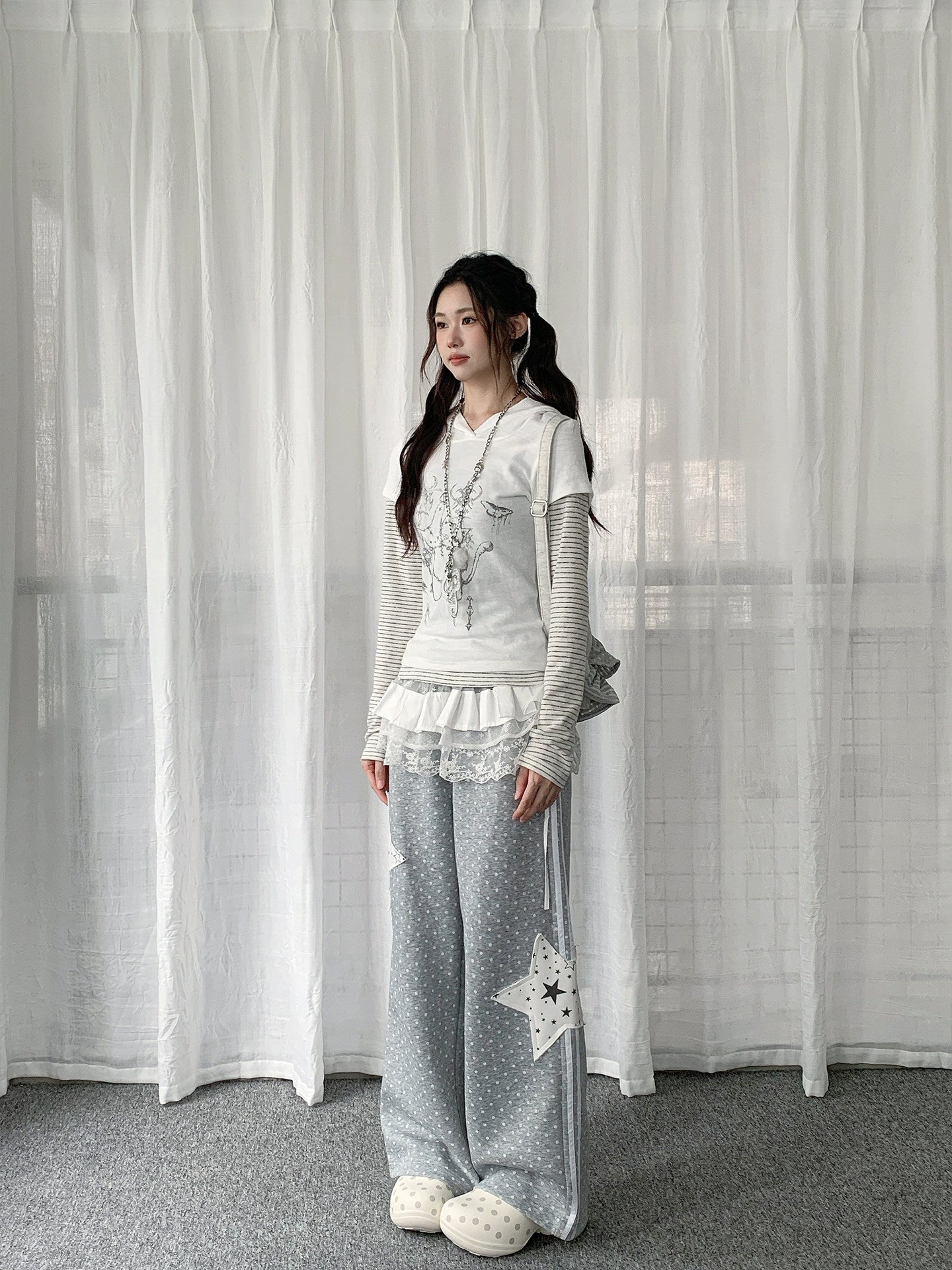 Star Patch Sweatpants — Grey Wide Fit
