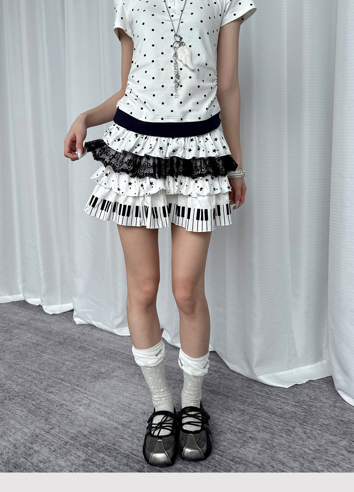 Piano Star Lace Tiered Skort