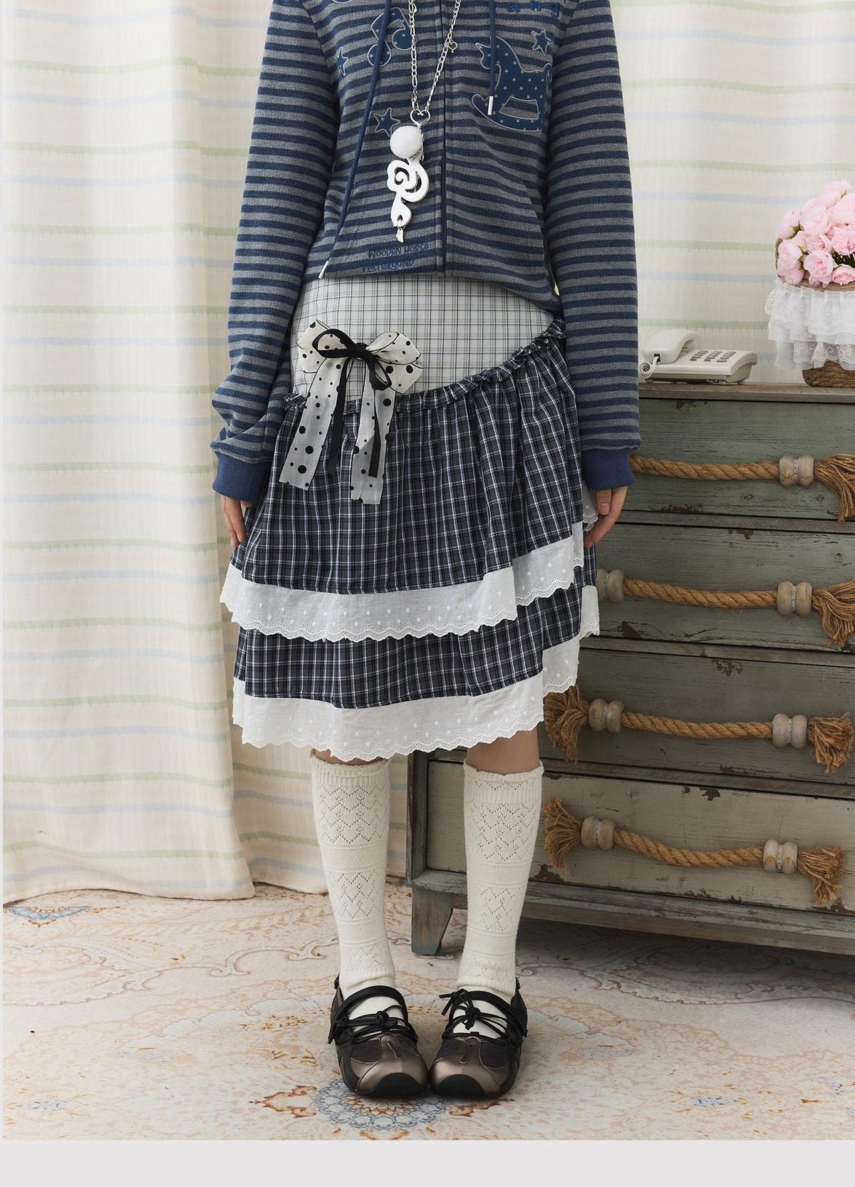 Asymmetric Plaid Lace Tiered Midi Skirt
