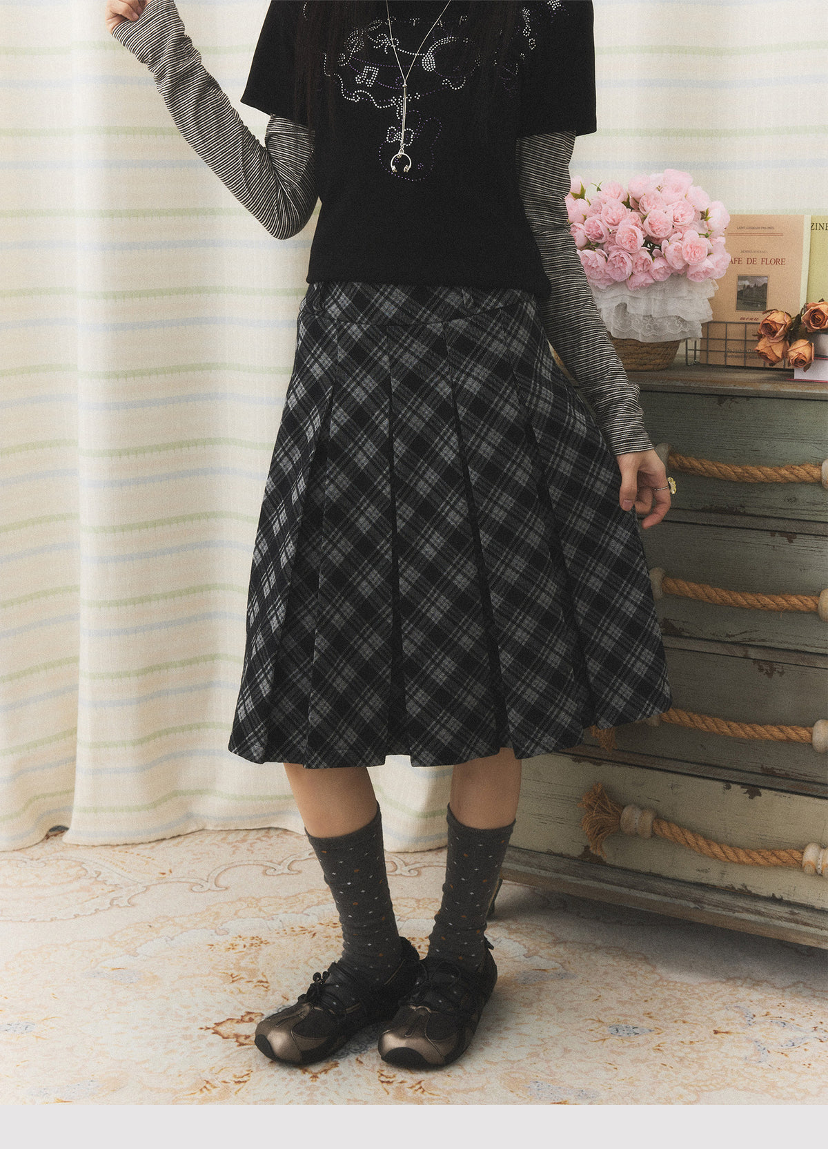 Vintage Plaid Pleated Midi Skirt