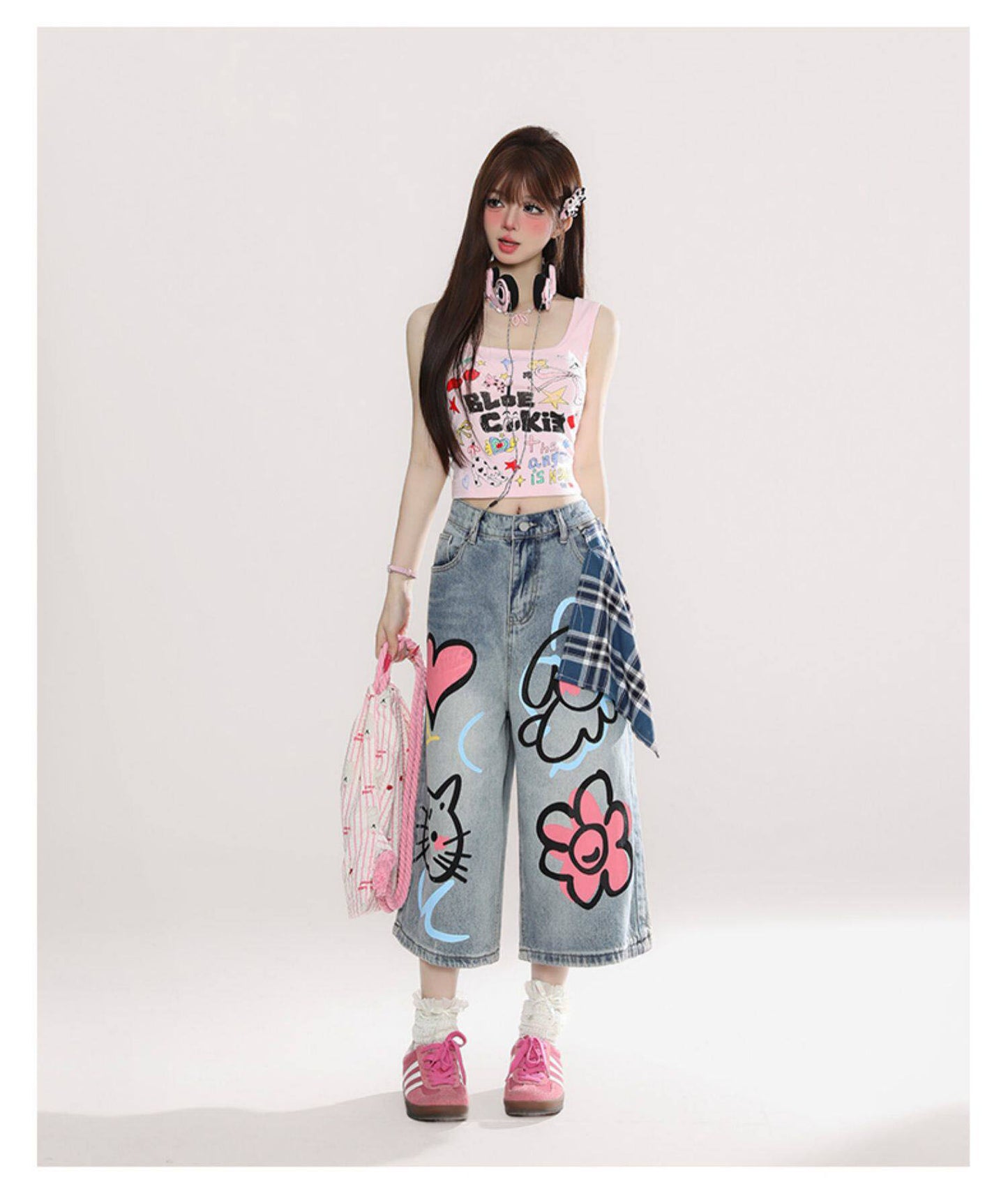 Doodle Art Cropped Wide-Leg Jeans
