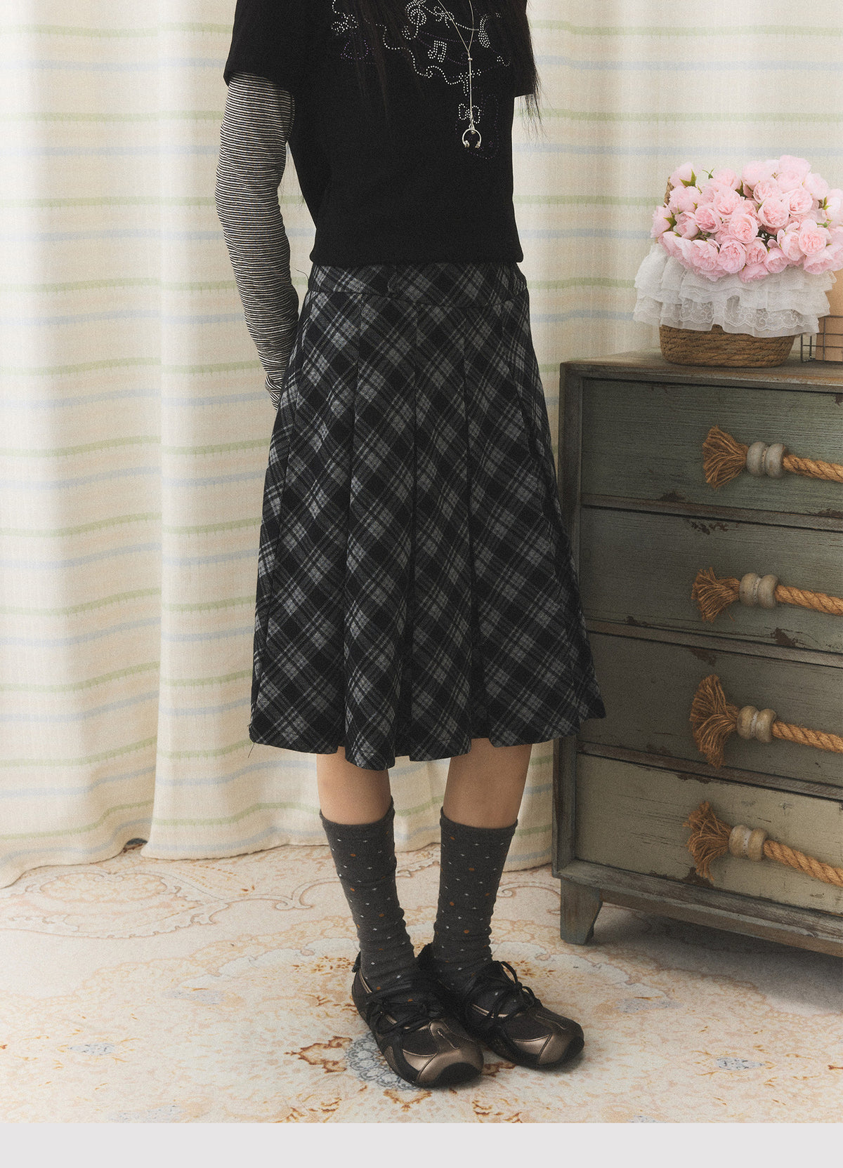 Vintage Plaid Pleated Midi Skirt
