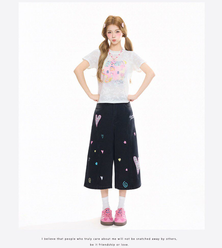 Plaid Heart Patch Cropped Wide-Leg Jeans