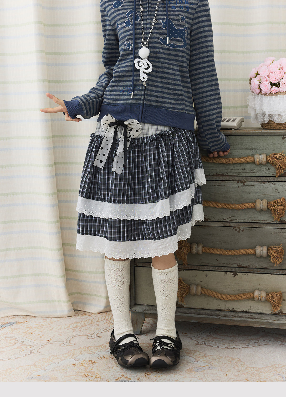 Asymmetric Plaid Lace Tiered Midi Skirt