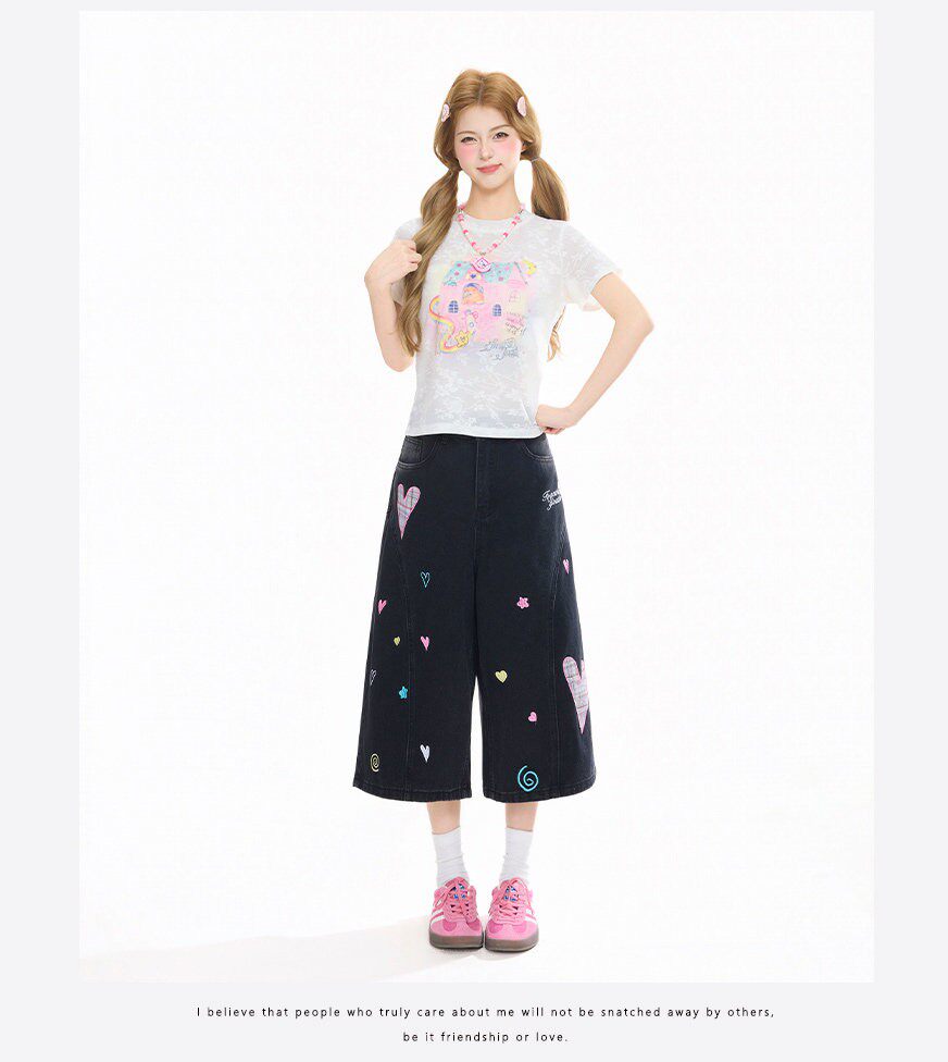Plaid Heart Patch Cropped Wide-Leg Jeans