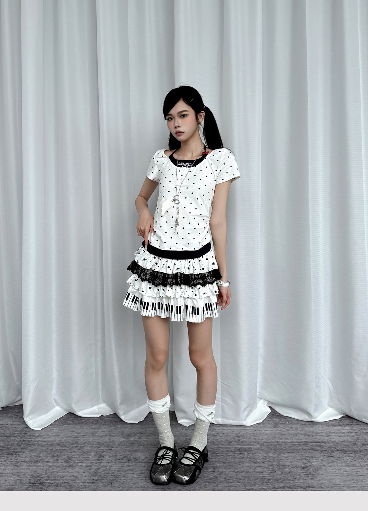 Piano Star Lace Tiered Skort