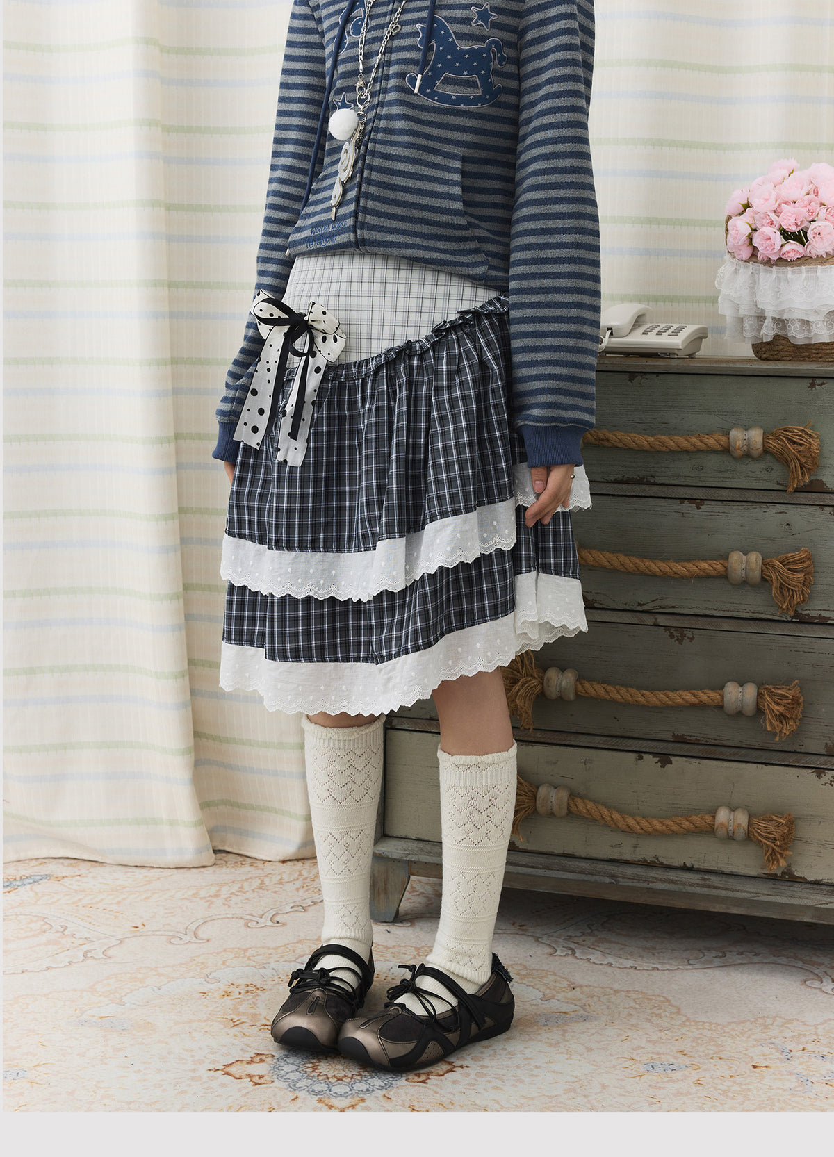 Asymmetric Plaid Lace Tiered Midi Skirt