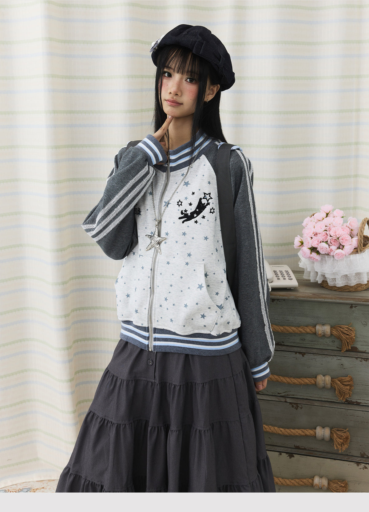 Star Contrast Zip-Up Hoodie
