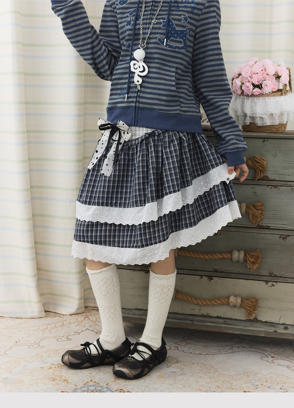 Asymmetric Plaid Lace Tiered Midi Skirt