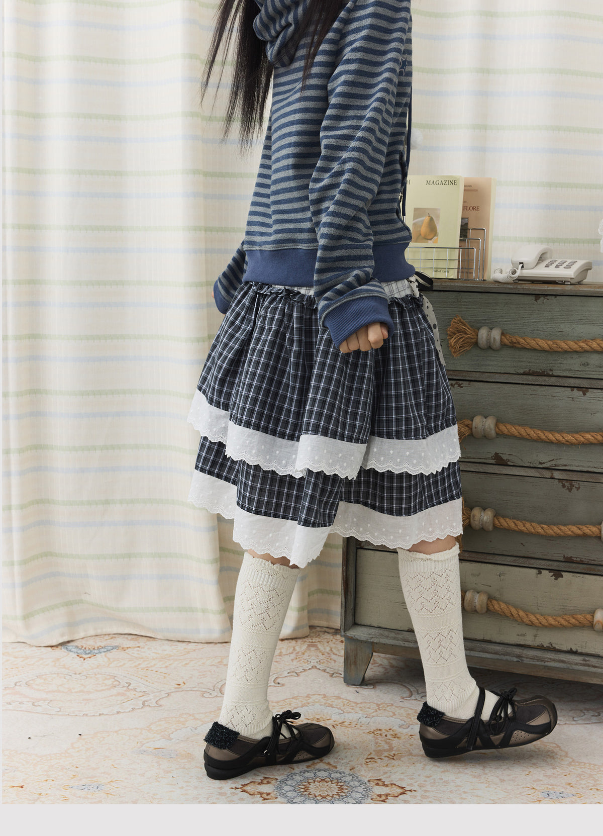 Asymmetric Plaid Lace Tiered Midi Skirt