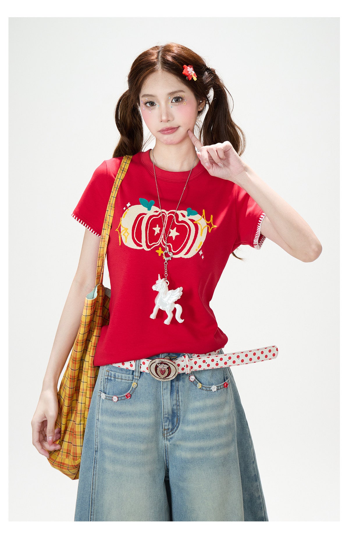 Apple Star Graphic Baby Tee & Denim Bermuda Pants