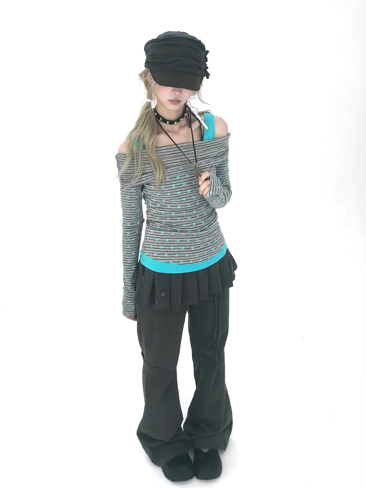 Gray Low-Rise Pleated Skirt Pants