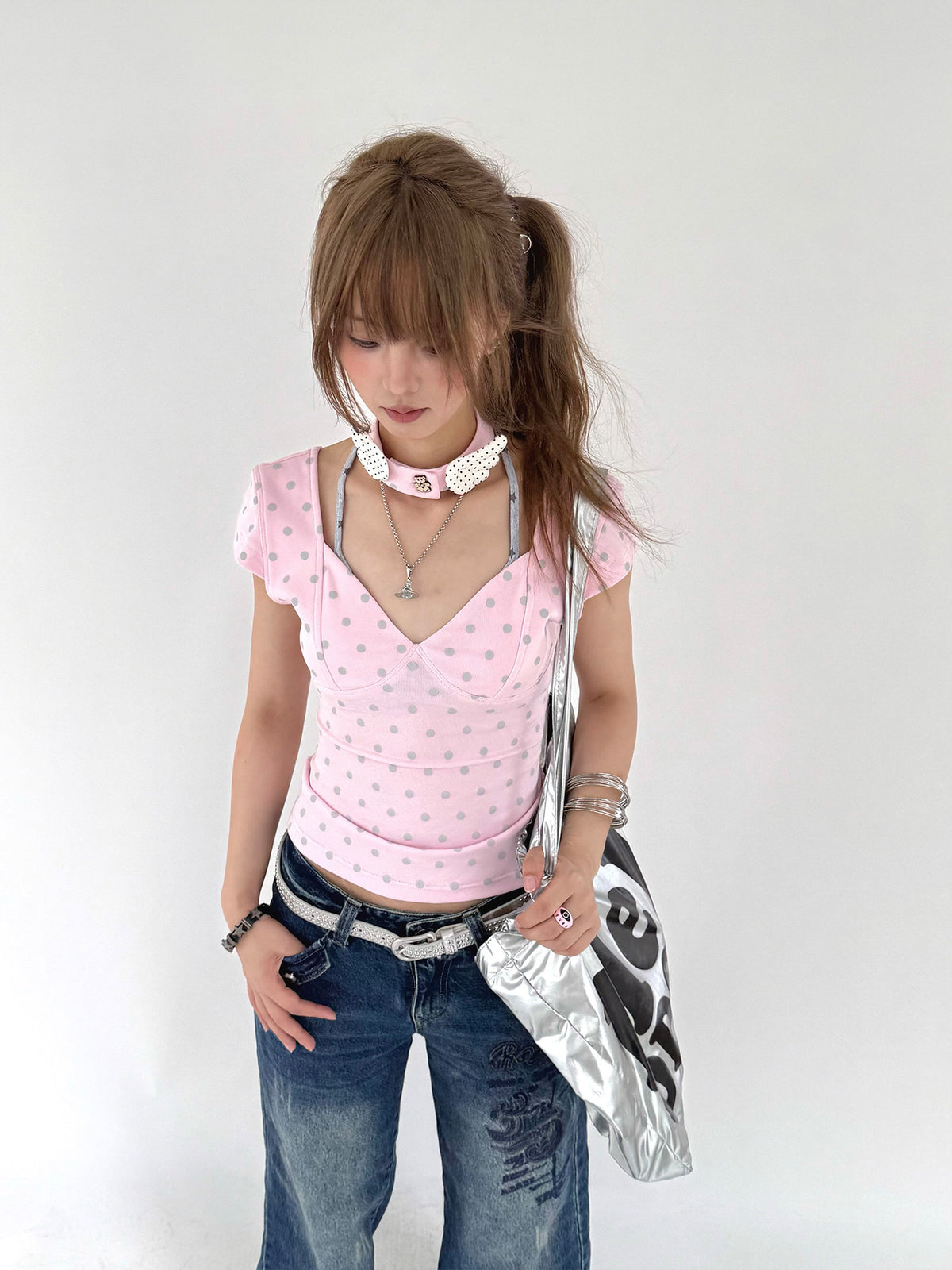 Mechanical Bear Polka Dot V-Neck Fitted Tee with Choker