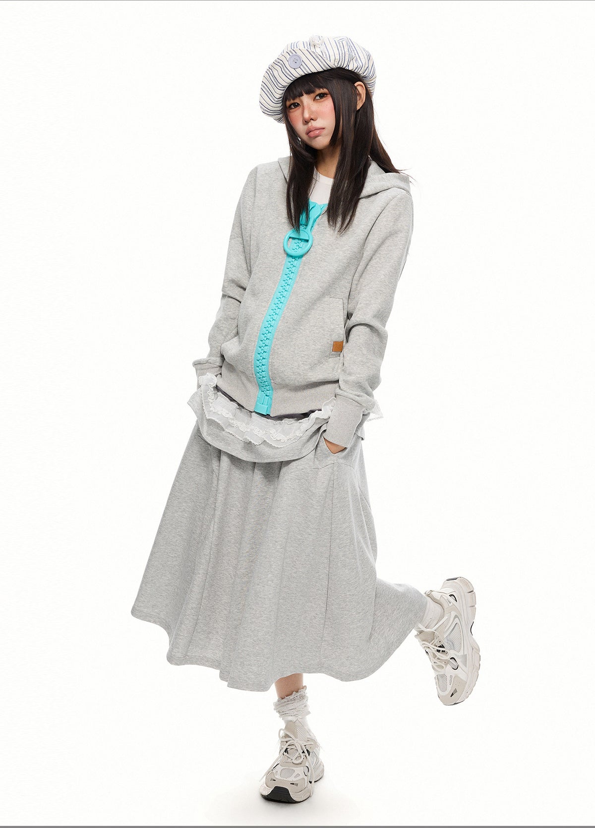Oversized Contrast-Zip Hoodie