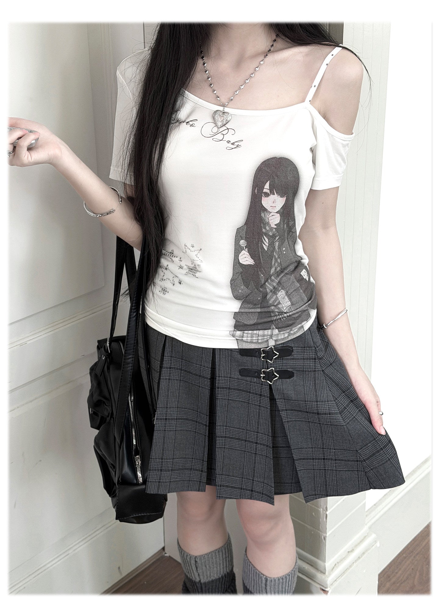 Room Doll Asymmetric Tee & Bottoms