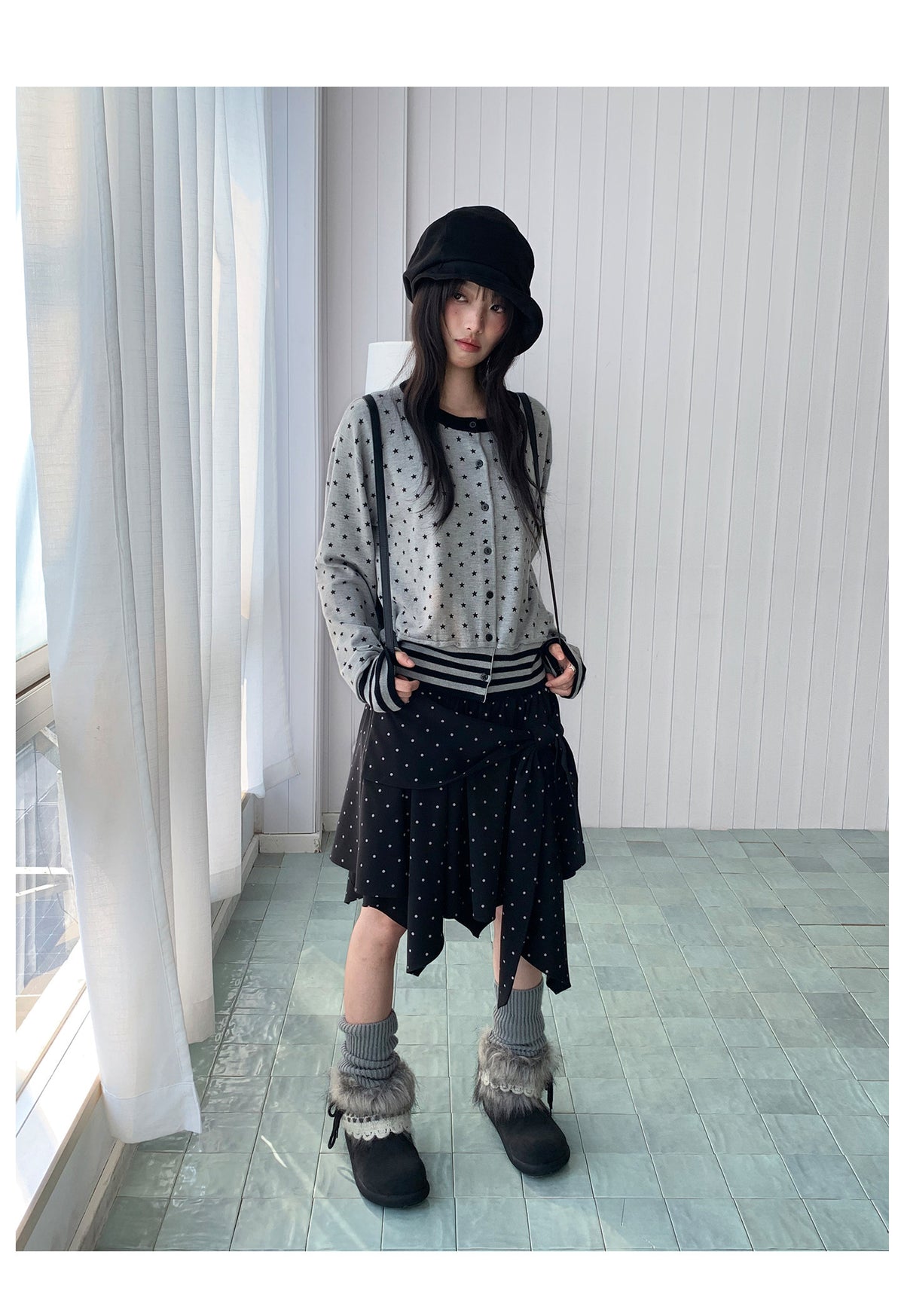 Star Print Contrast-Trim Knit Cardigan