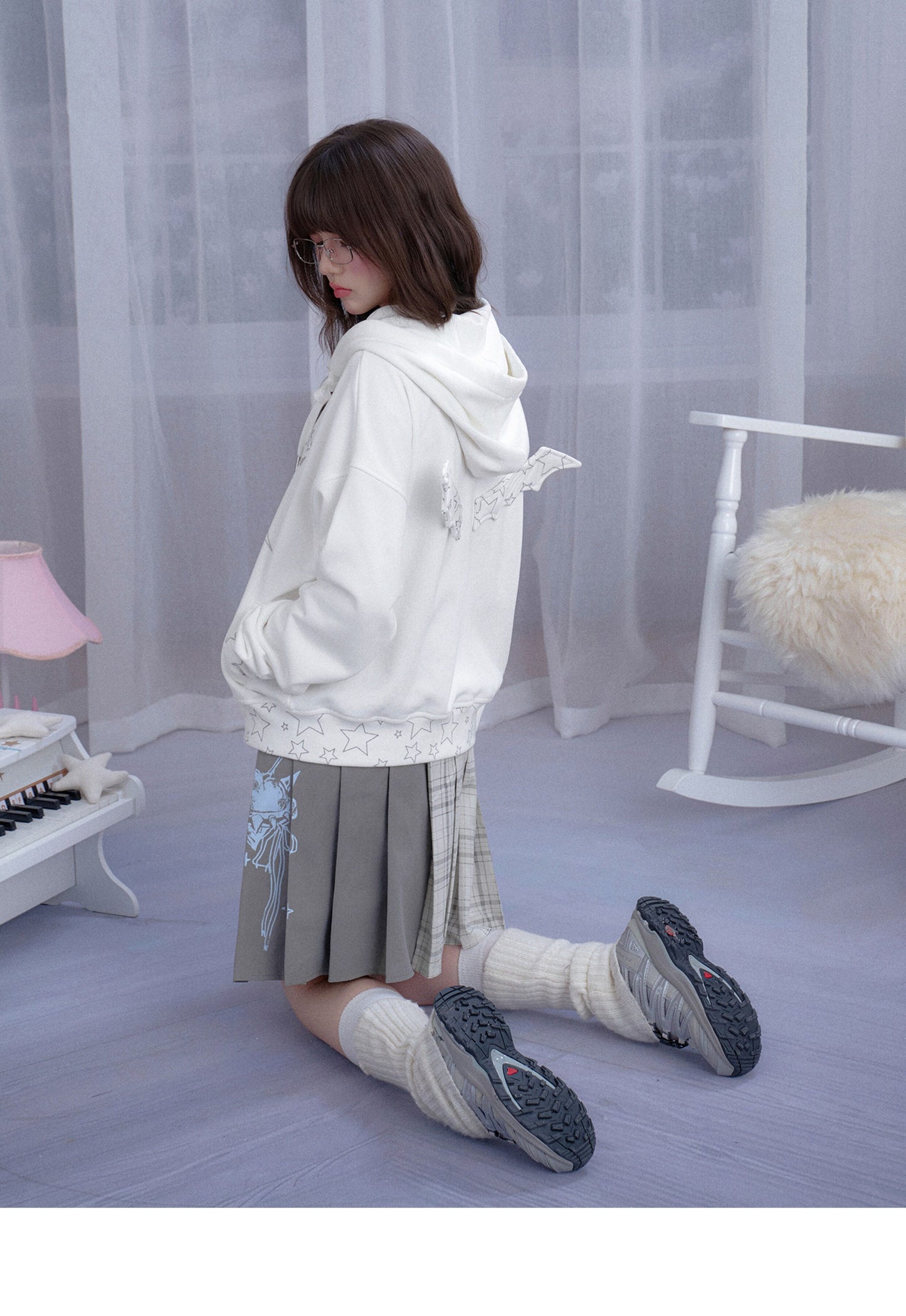 Star Wing Graffiti Zip Hoodie