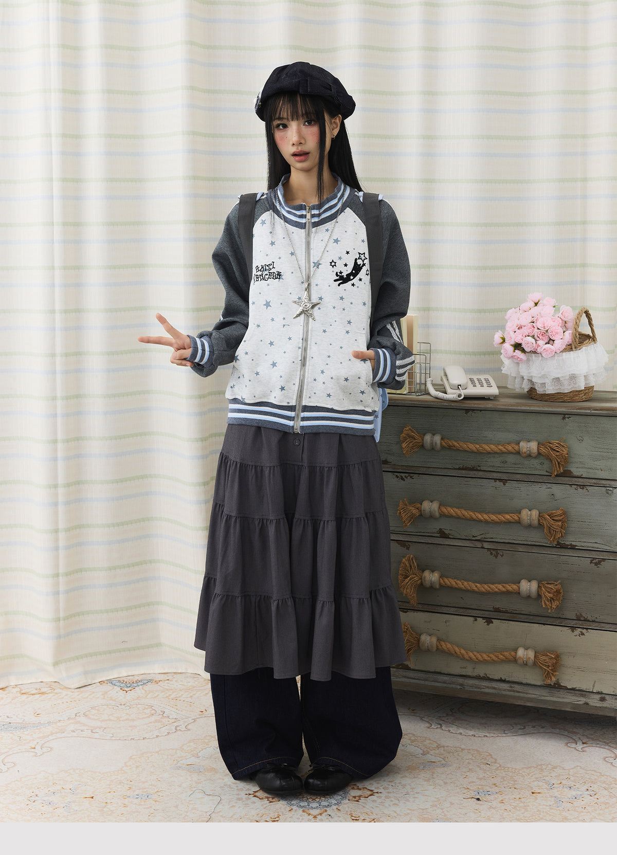 Star Contrast Zip-Up Hoodie