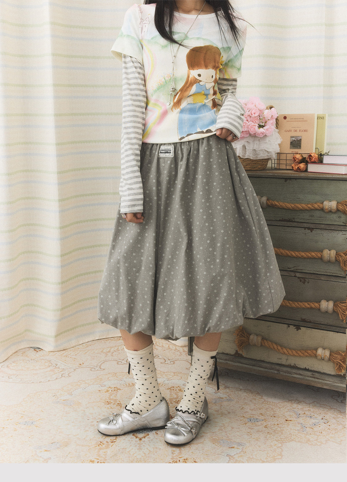 Tiny Floral Balloon Capri Pants