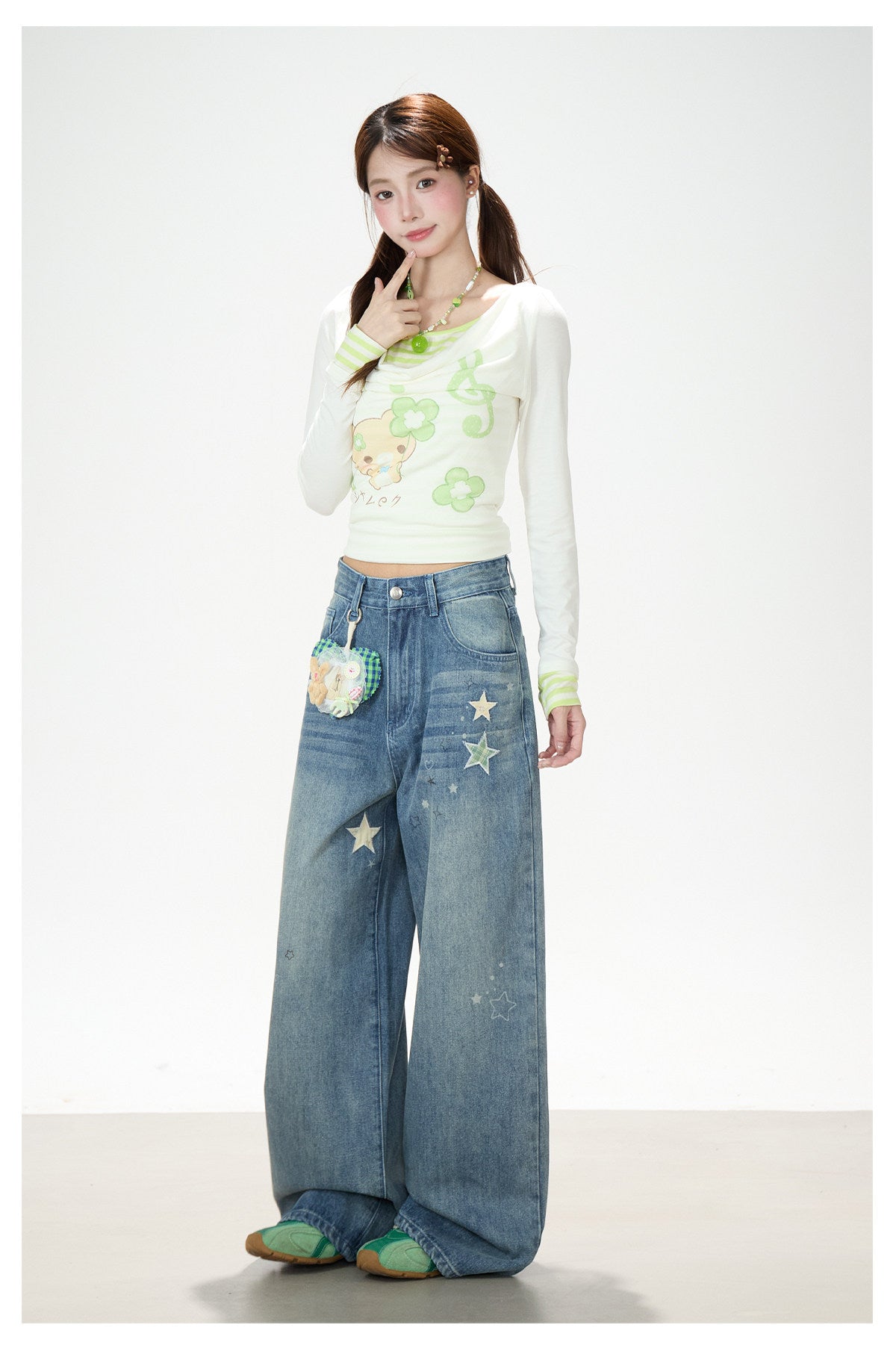 Vintage Washed Star Print Wide-Leg Jeans
