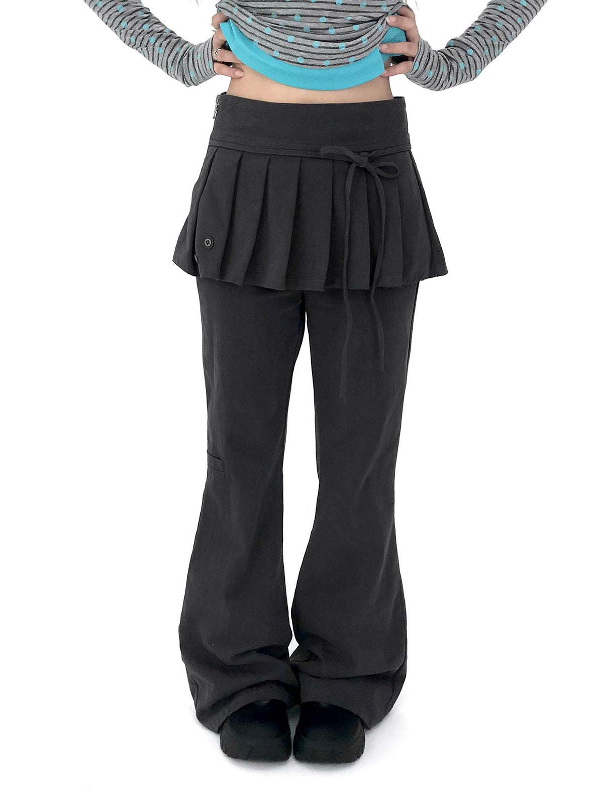 Gray Low-Rise Pleated Skirt Pants