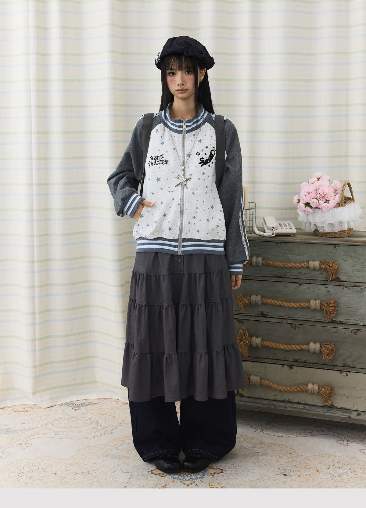 Star Contrast Zip-Up Hoodie