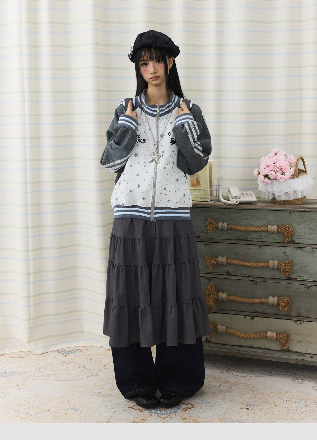 Star Contrast Zip-Up Hoodie